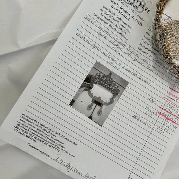 Tiara Crown Swarovski Crystals - Picture 2 of 9